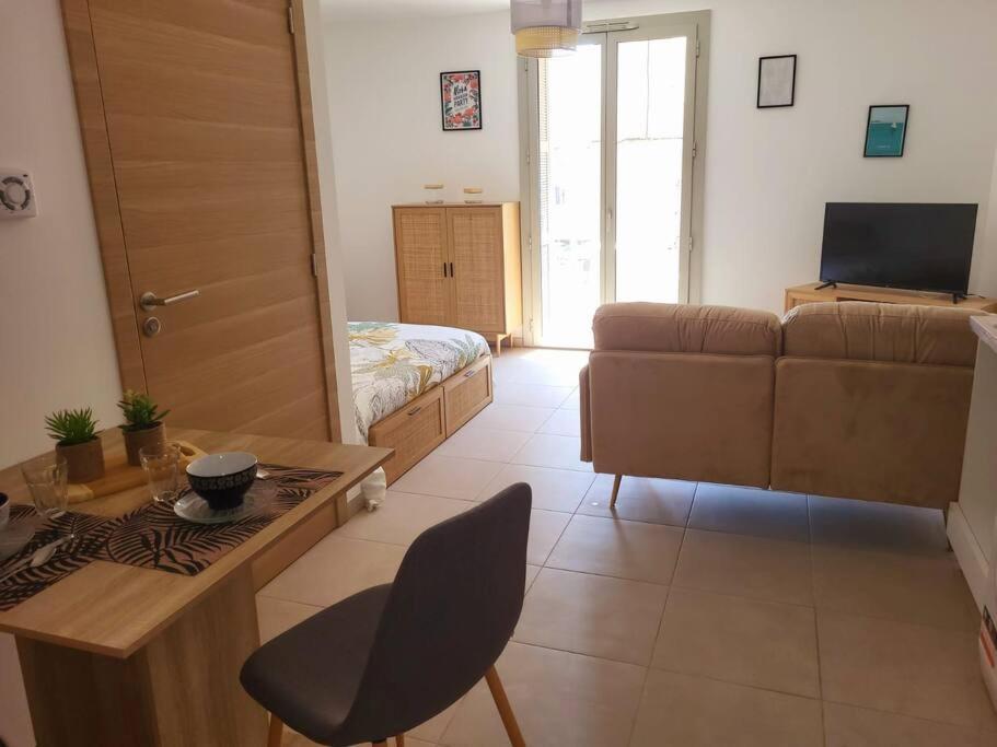Citadella Cosy Confort Climatise Calvi Centre Apartment Bagian luar foto